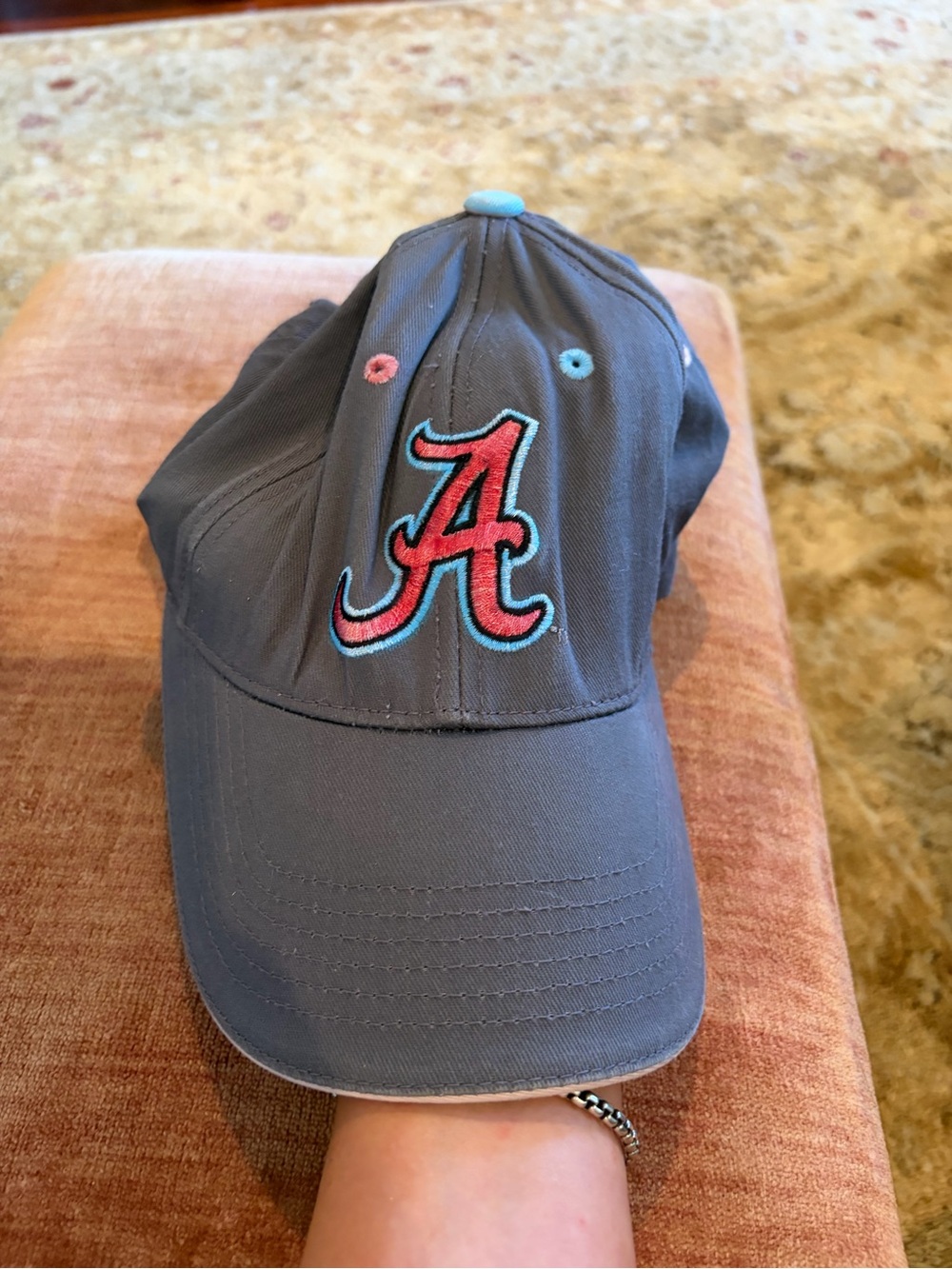 Women's Gray Baseball Cap Atlanta Braves GUC unisex